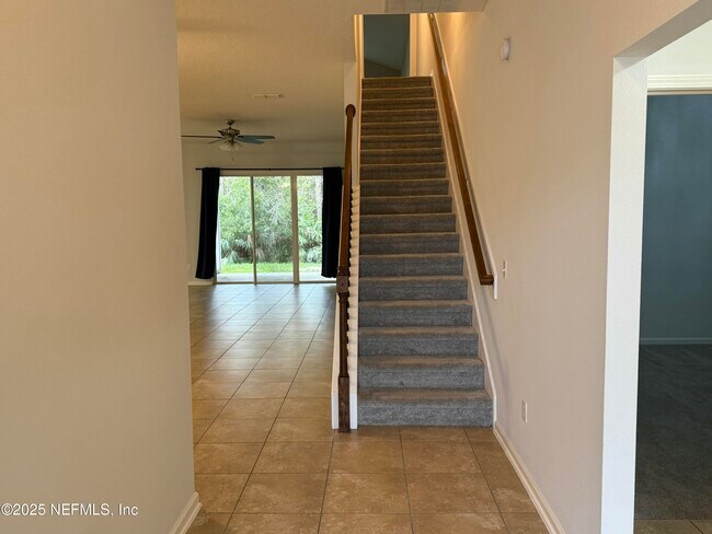 Photo - 112 Morayshire Ct