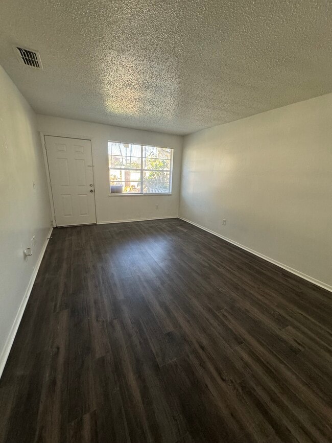 8506 Channelview Cir Unit A