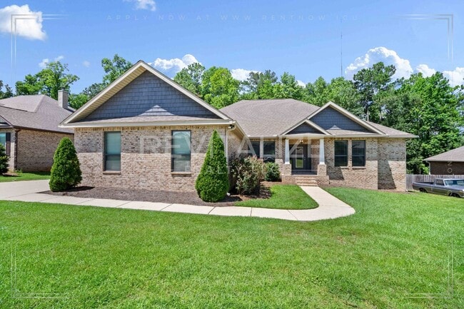 Building Photo - Luxury Living with Private Heated Pool in ... Rental