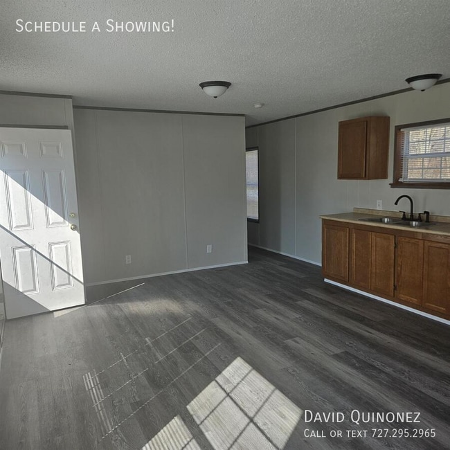 Photo - 2737 W Washington Center Rd