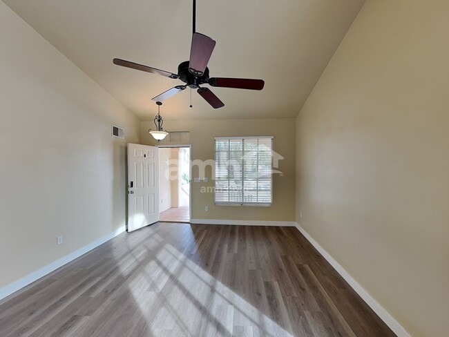 Photo - 9563 Lavarun Ct