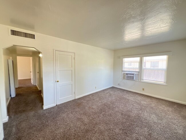 Photo - gm2912 Unit 2916