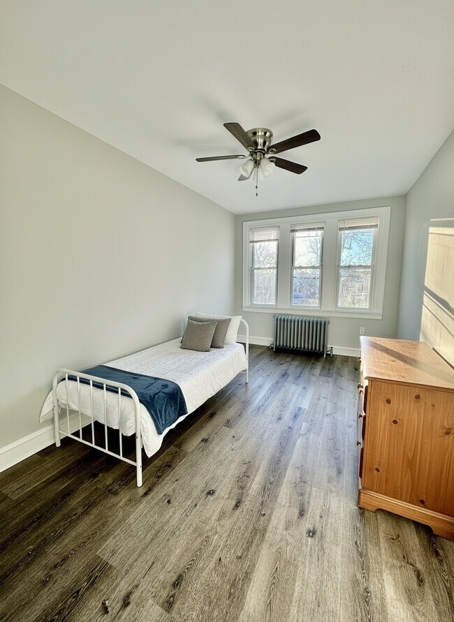 Photo - 5388 Hazelhurst St Unidad 3F