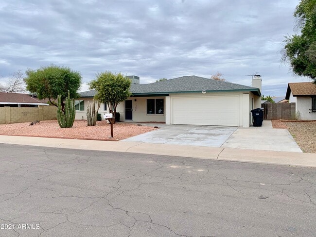 Photo - 12442 N 36th Ave