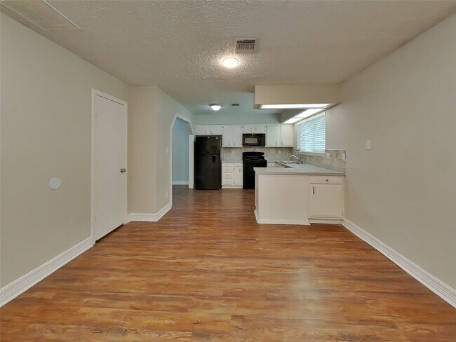 Photo - 4238 Burkegate Dr