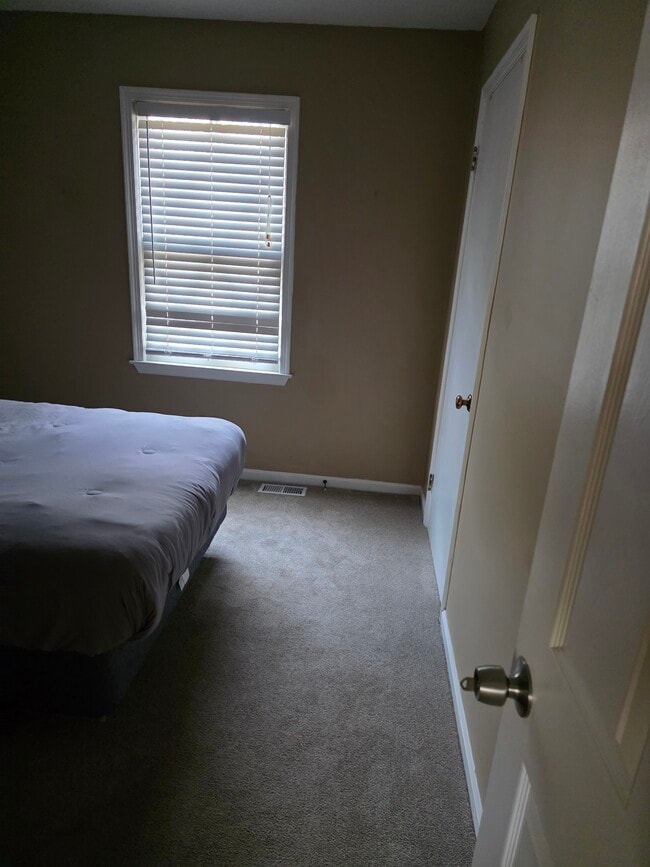 Photo - 105 Castle Manor Ct