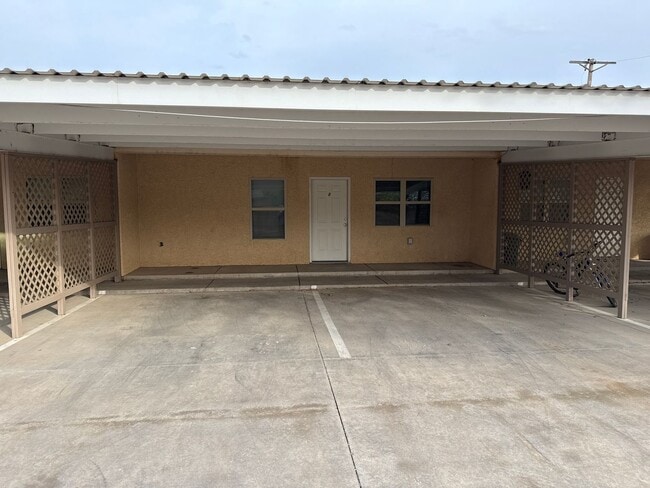Building Photo - SAND DOLLAR - 615 Unit B