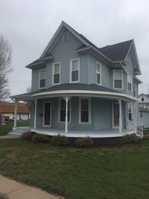 Photo - 800 Walnut St Apartments Unit A