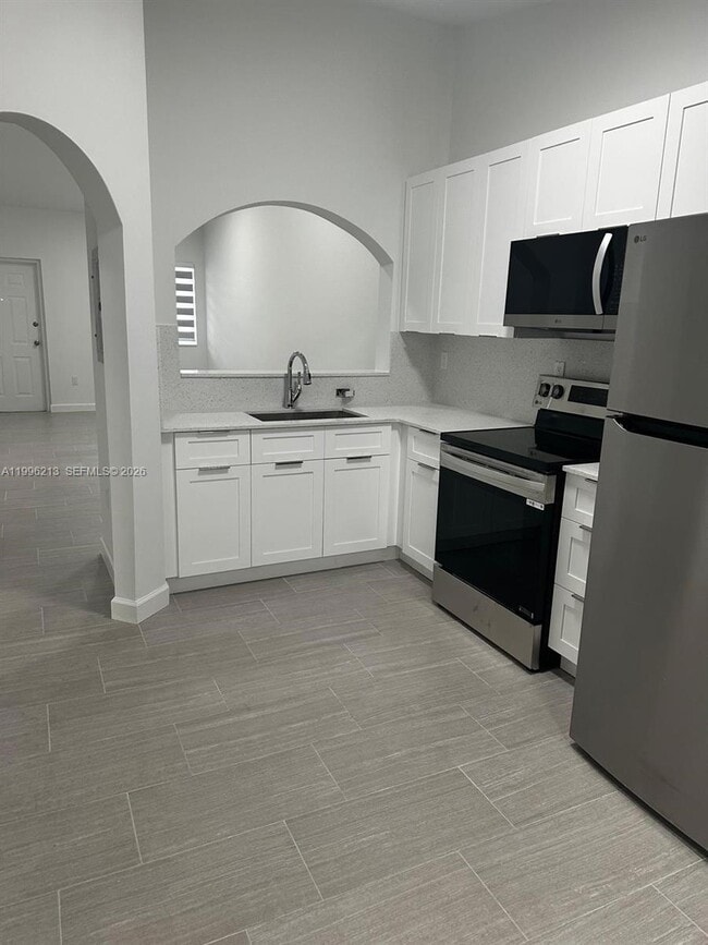 Photo - 2930 SE 12th Rd Unit 203-31