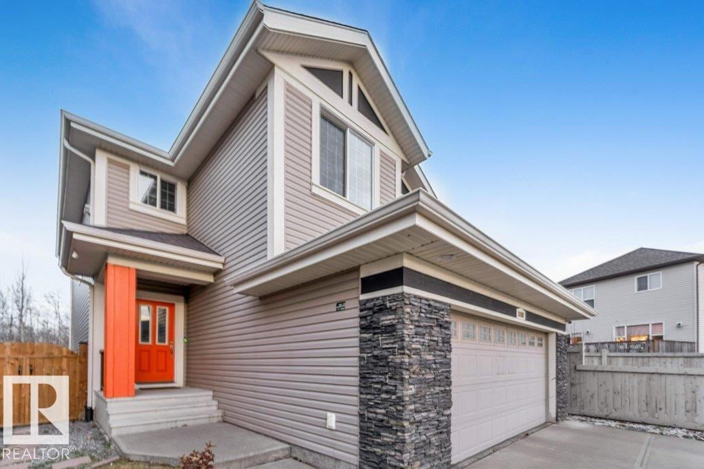 Photo - 3683 8 St NW