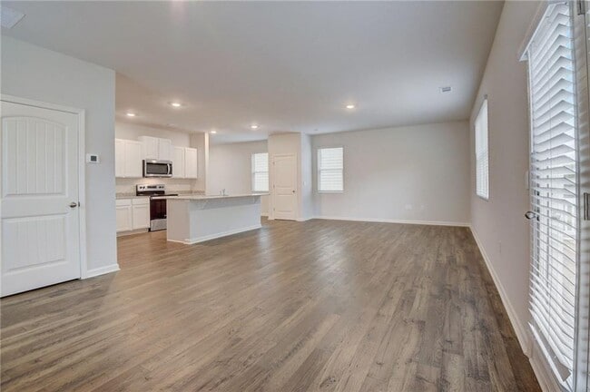 Photo - 88 Shadwood Pl