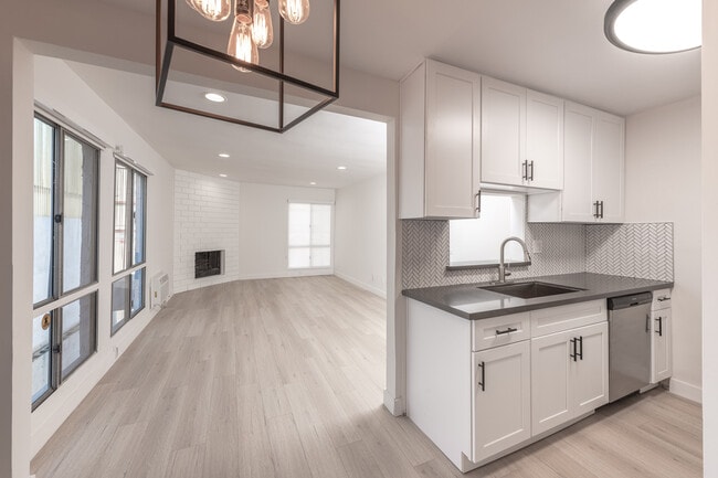 Building Photo - 1450 Midvale