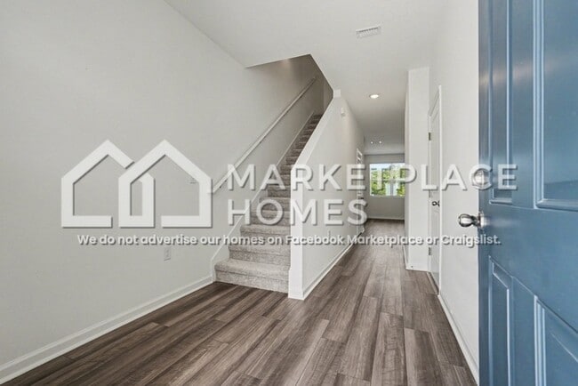 Photo - 11910 Sylvia St