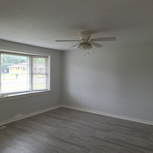 Photo - 418 Sam Houston Dr Unit A