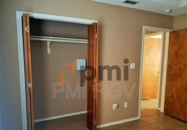 Photo - 1014 French Ave Unit APARTMENT1