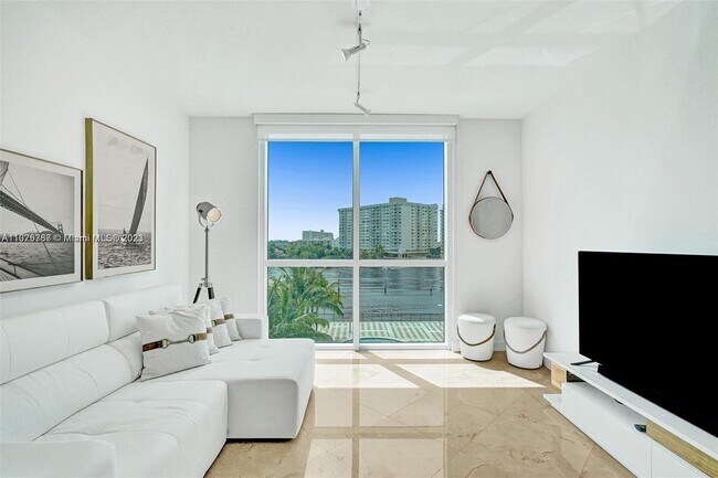 Photo - 1945 S Ocean Dr Condo