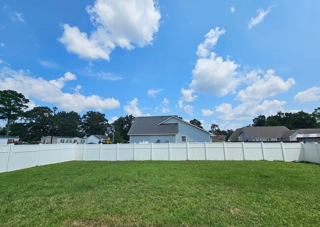 Photo - 7796 Buttonwood Ave