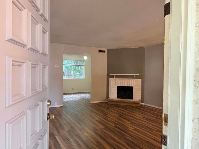 Photo - 270 146th Pl NE