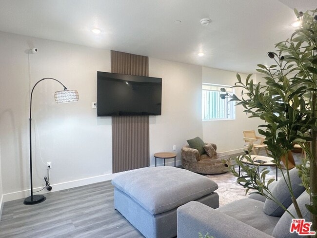 Photo - 1312 Mariposa Ave