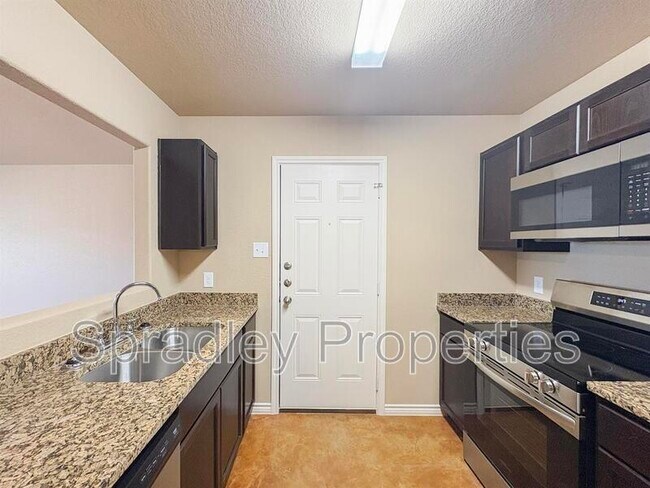 Photo - 1040 Mason Dr