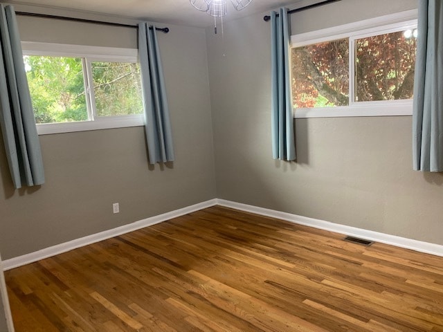 Photo - 776 Dearborn Ave NE