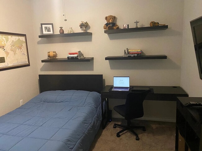 Photo - Room in House on Clayton Creek Ave
