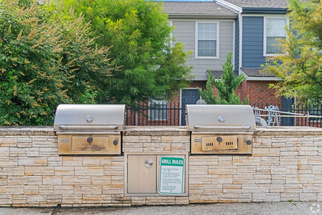 Parcside Townhomes apartments — community photo