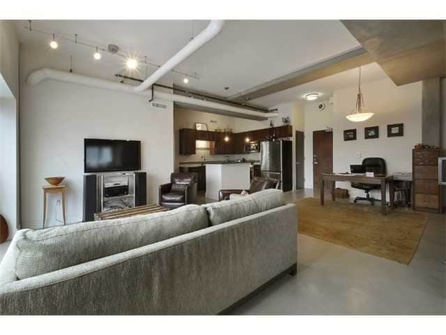 Photo - 800 Brazos St Unidad 1301