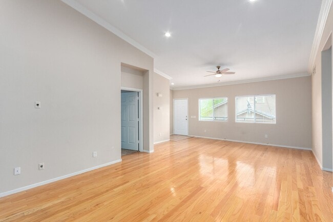 Photo - GATED SUMMERLIN CONDO/COMMUNITY POOL/SPA/ BASKETBALL COURT-2 CAR ATTACHED GARAGE!