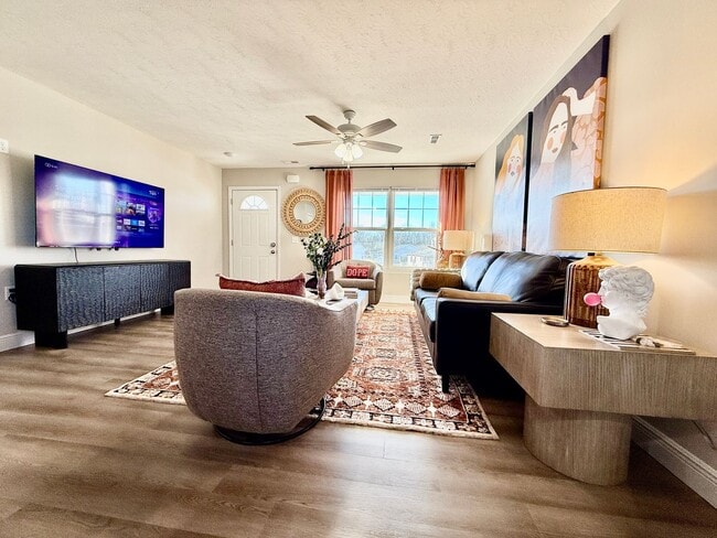 Photo - 224 Taylor Dr