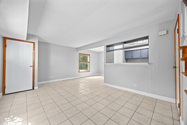 Photo - 1370 N Glen Cir Unit C