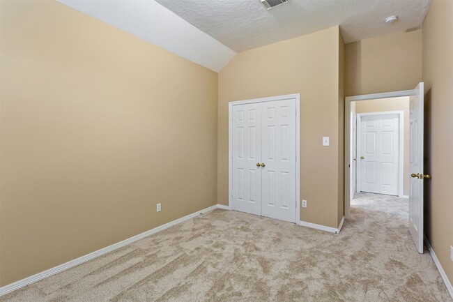 Photo - 18714 Aquatic Dr