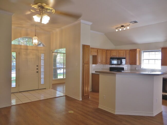 Photo - 3 Bedroom 2 Bathroom Parkview Estates Home