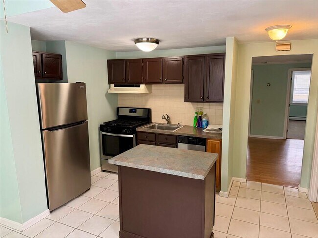 Photo - 99 Marlborough St Unit A