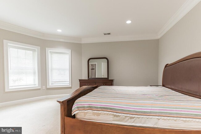 Photo - 6529 Fairlawn Dr