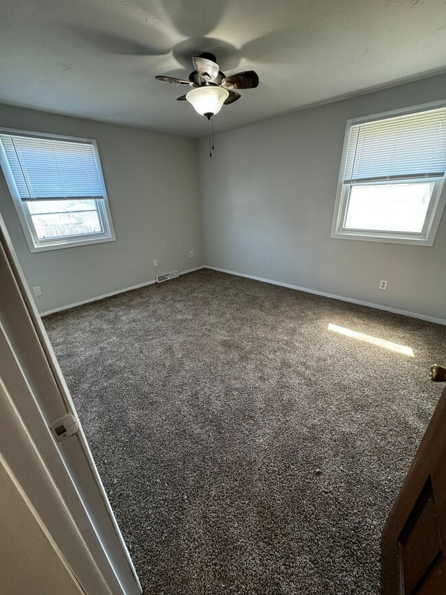 Photo - 2213 Crary St