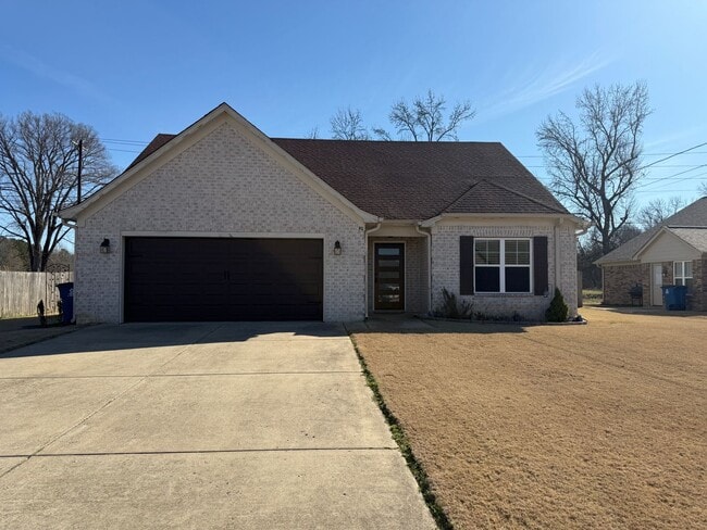 Building Photo - 3 Bdrm 2 Bath in Atoka