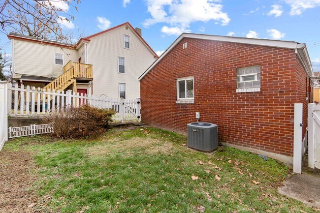 Photo - AVAILABLE NOW! Check out STUNNING 2-bedroom / 1.5 bath in Avalon, ready for immediate move-in!