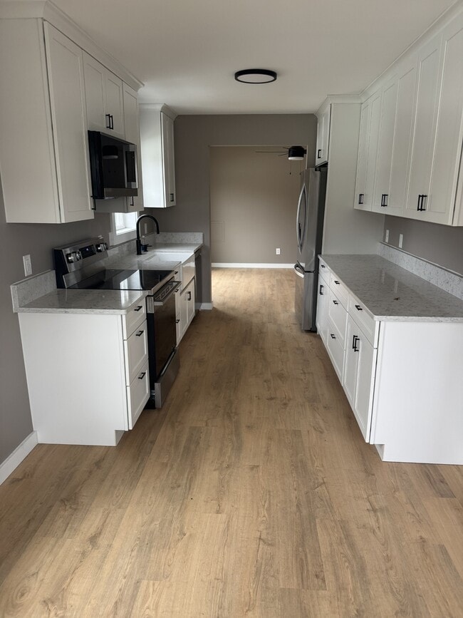 Photo - 311 Ashley Rd