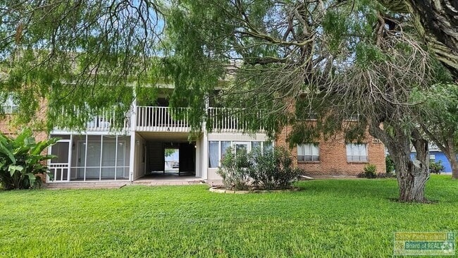 Building Photo - 835 Santa Isabel Blvd Rental