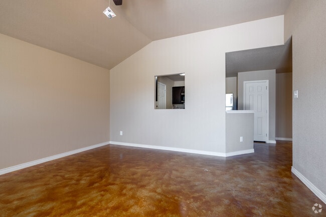3BR, 2BA - 1,293SF - Living Room