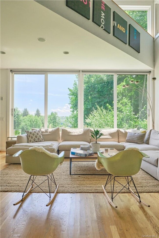 Photo - 194 Pleasant Ridge Rd