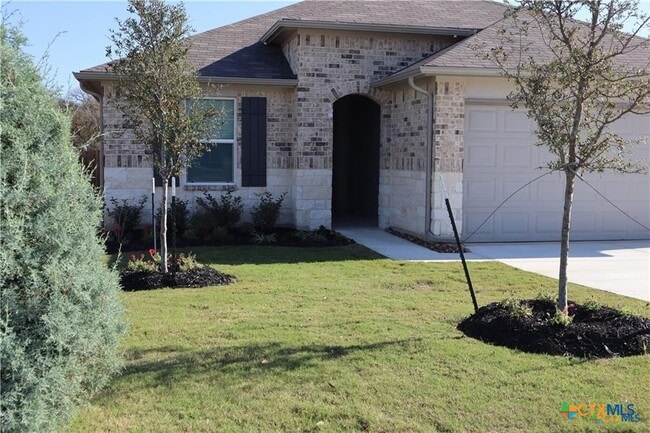 Building Photo - 1060 Pronghorn Trl