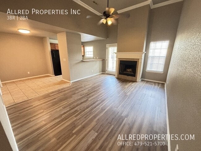 Photo - 1716 N Chestnut Ave