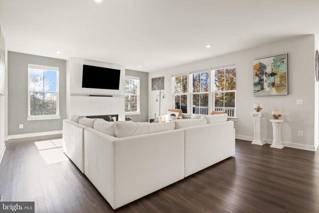 Photo - 212 Southern View Dr