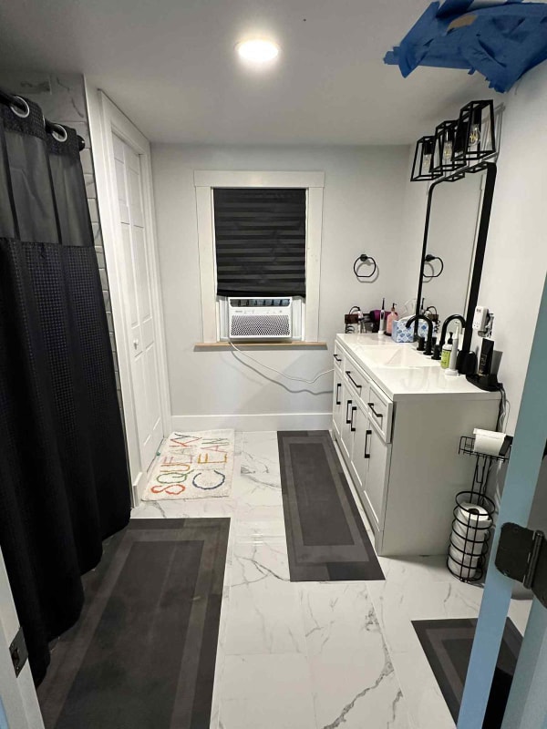 Photo - 134 School St