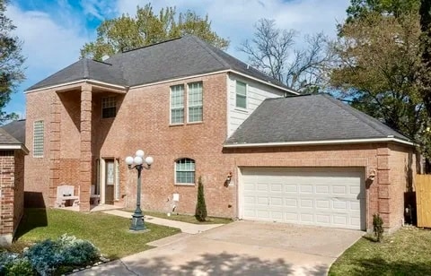 Building Photo - 9230 Rouge Cir