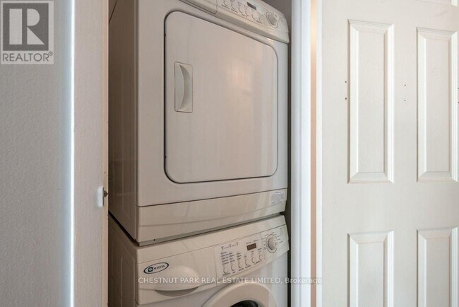 Photo - 25 The Esplanade Unité 2107