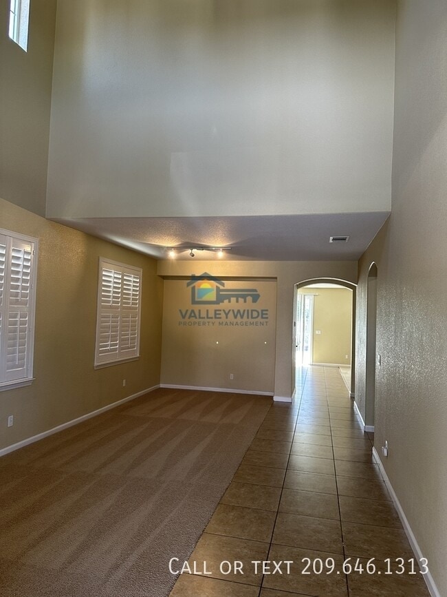 Photo - 2704 Acapulco Way House