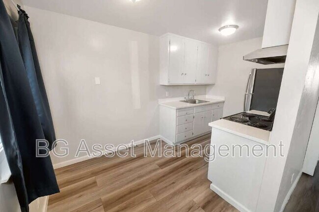 Photo - 1333 Market Ave Unit 2